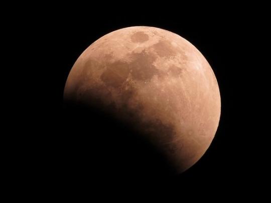 Чего категорически нельзя делать в приближающееся лунное затмение