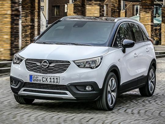 Crossland X оснащен панорамной камерой заднего вида и системой предупреждения столкновений (фото)
