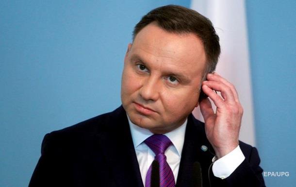 Дуда заявил, что Киев боится эксгумации на Волыни
