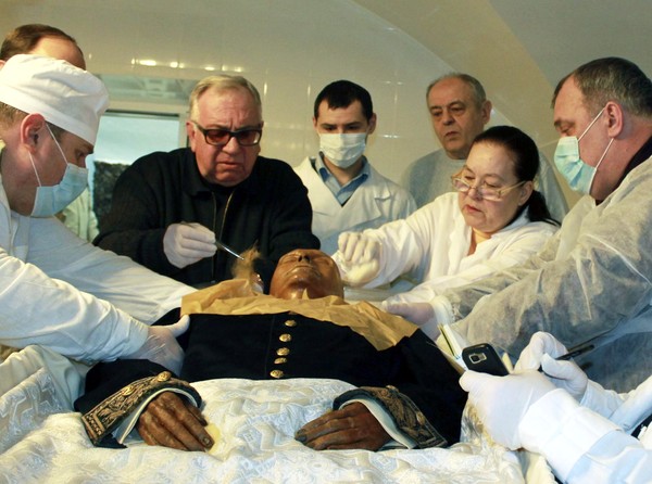 «Когда мы начали бальзамировать тело Пирогова, в российских СМИ было много шума»