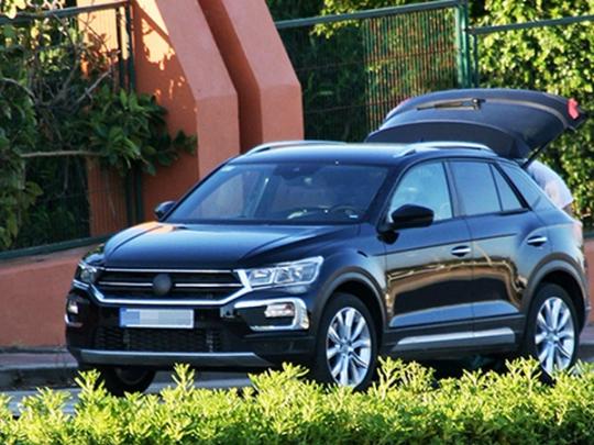 Популярный хетчбэк Volkswagen Golf превратили в компактный кроссовер (фото)