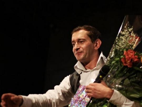 Съездил в Артек: известный российский актер и режиссер попал на «Миротворец»