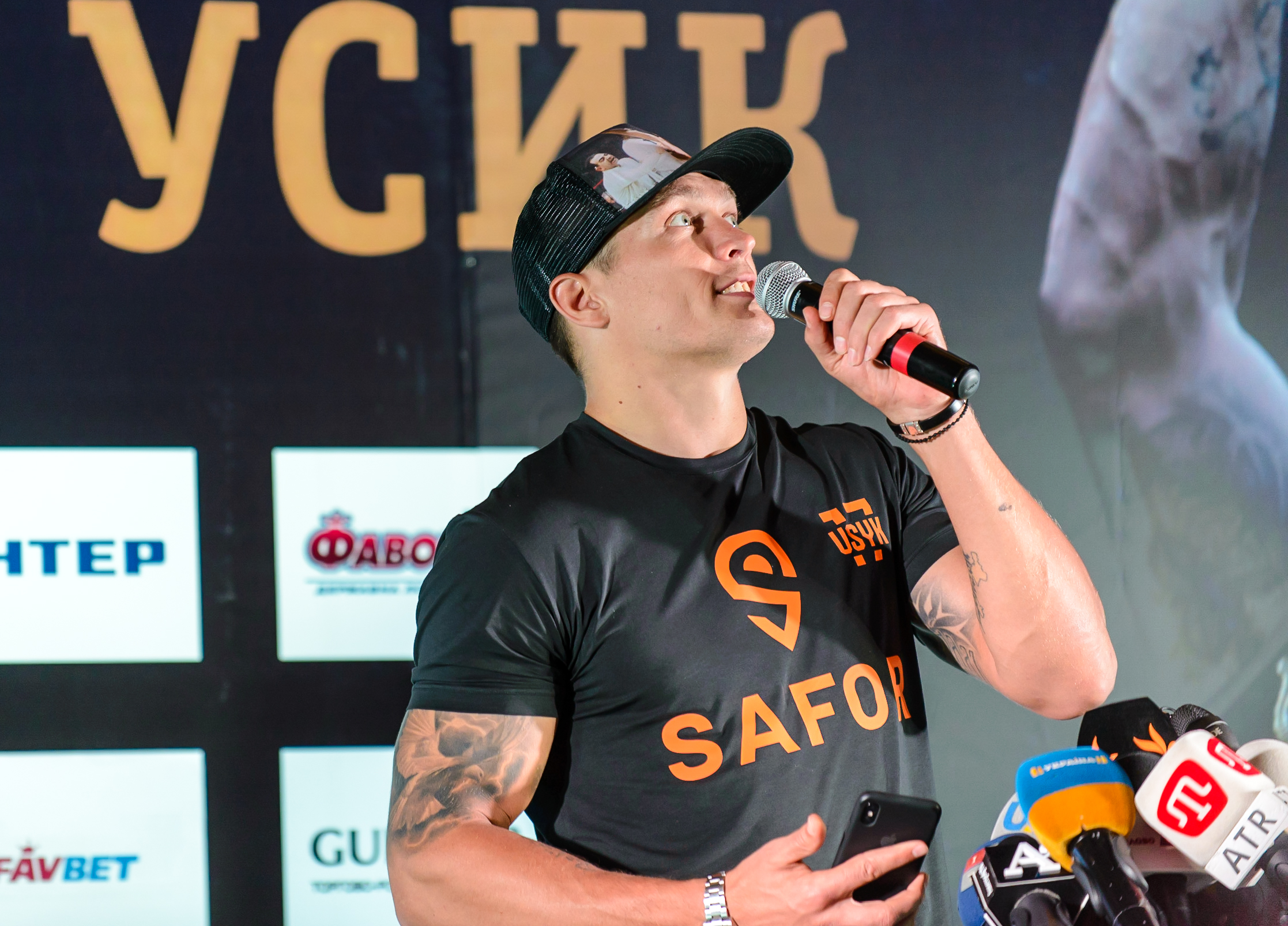 Я ничего не боюсь: как Усик собрал своих фанатов в Киеве