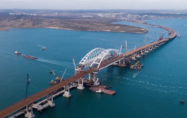 Керченский пролив открыли после пятидневной паузы