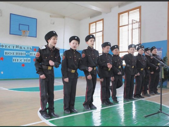 «Победобесие нон-стоп»: сеть возмутили фото детских «концертов» в Крыму