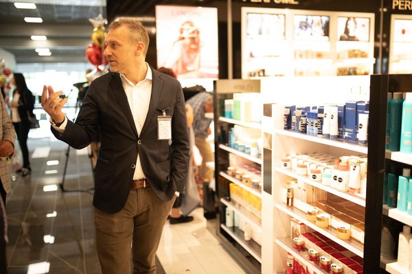 В аэропорту «Киев» открылся очередной мультибрендовый магазин Heinemann Duty Free (фото)