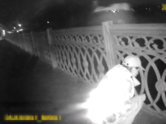 В Сумах полицейские отговорили самоубийцу от рокового шага (видео)