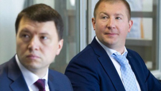 Адвокати Януковича пробивають чергове дно
