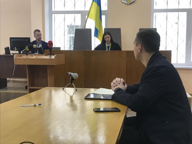 Акція Хто замовив Гандзюк біля форуму Порошенка: яке рішення щодо активістів виніс суд