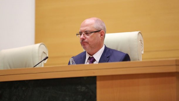 Антиросійські протести у Грузії: як депутат з РФ опинився у кріслі спікера парламенту країни