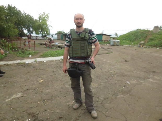 Аркадій Бабченко: біографія відомого журналіста