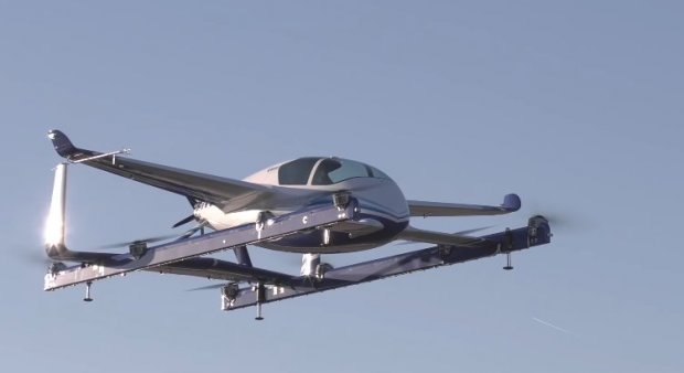 Boeing провів випробування свого летючого автомобіля