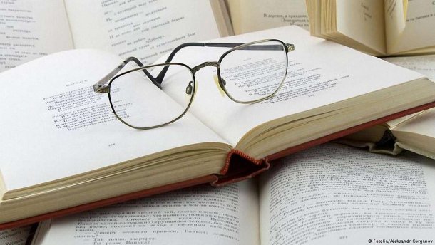 Чорний ринок української книги: чим небезпечний Дугін made in Ukraine