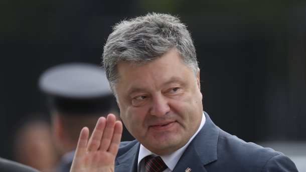 Ідіть до церкви: Порошенко зухвало відповів жителю Черкас на запитання про корупцію, є відео