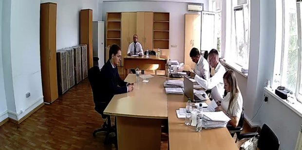 ДБР розслідує інцидент з Глуховерею, а син Глуховері очолює слідчий відділ ДБР