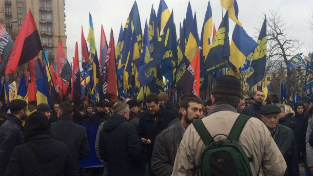 До Маршу гідності приєднались нардепи, заступник Авакова і Шкіряк