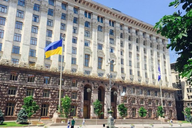 Дострокові вибори в Києві: коли можливі і які сценарії розвитку подій