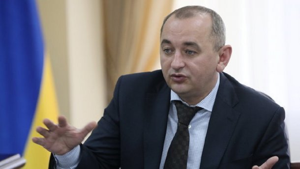 Довірені особи Зеленського вимагали у чоловіка понад півмільйона доларів за посаду