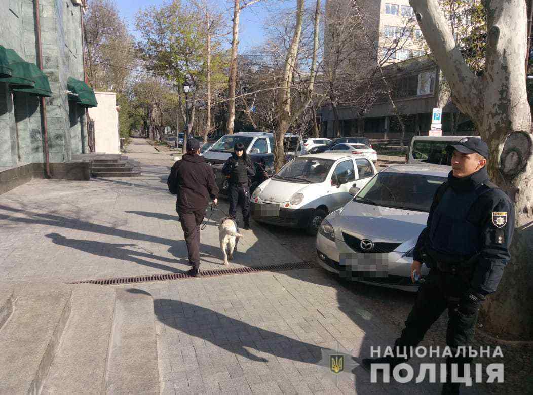 Еще одно «минирование» в Одессе, на этот раз - телеканал