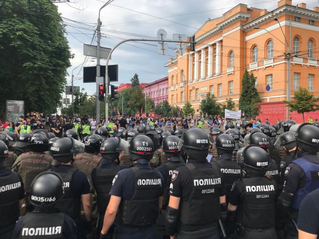 КиївПрайд: фото та відео Маршу рівності у столиці