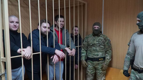 Кримінальна справа проти 24 українських моряків досі триває в Росії: чим це небезпечно