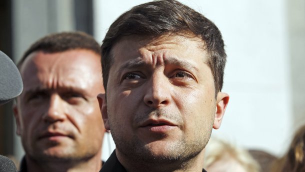 Мерам міст можуть не залишити вибору: журналіст про владу Зеленського