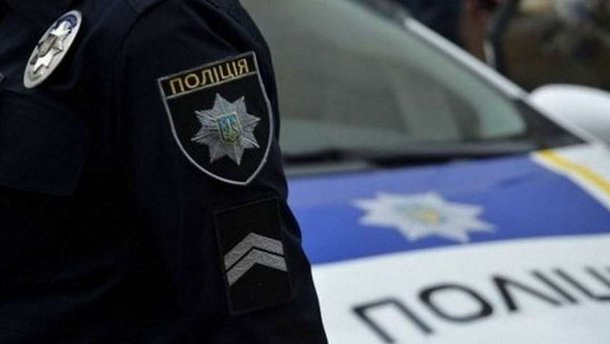 На Хмельниччині в іноземця знайшли зброю та наркотики