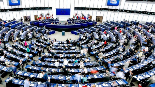 На Європу скинута політична осколкова бомба, – Le Monde