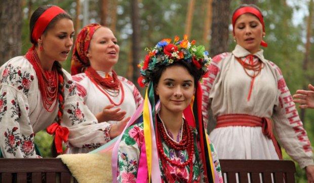 Nota bene: культура, туризм і молодь в програмах партій