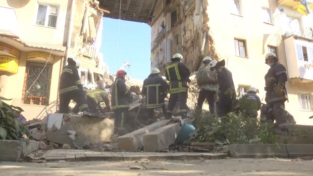 Обвал будинку у Дрогобичі: чому рятувальники відкинули версію вибуху газу