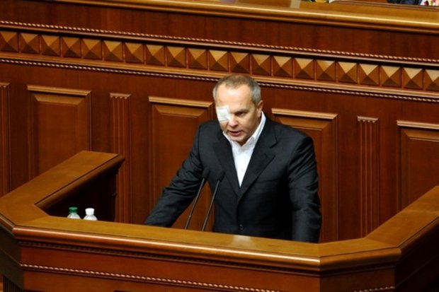 Одіозні нардепи: хто з відомих політиків знову обраний до Верховної Ради