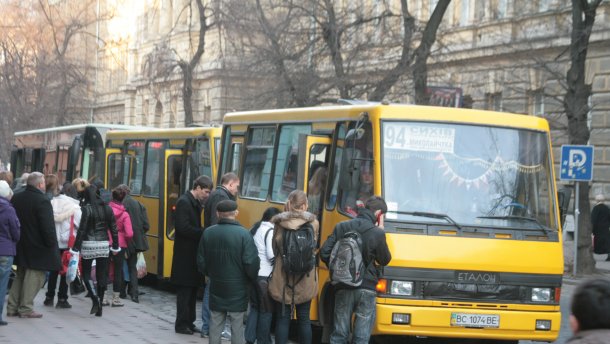 Пільговики у Львові їздитимуть безкоштовно за рахунок підвищення тарифу для інших пасажирів?