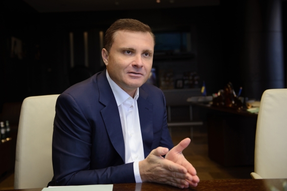 Партійні скандали, формування, конфлікти та обєдання: що приніс новий політичний сезон