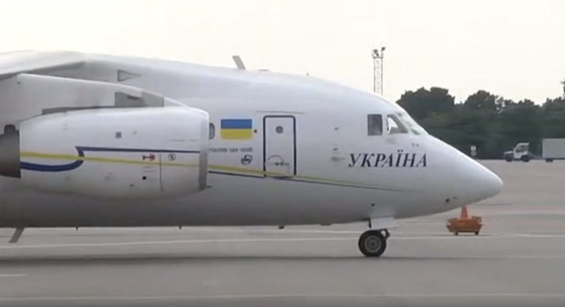 Полонені українці повернулися з вязниць Росії: хроніка у фото та відео
