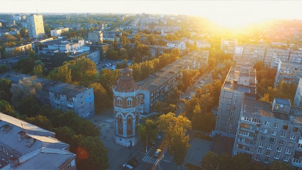 Посла ЄС запросили до Маріуполя поглянути як розвивається місто
