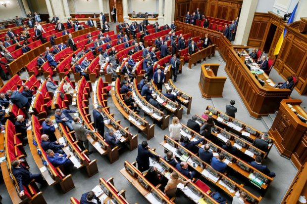 Про завдання Голосу в Раді, сімю та спілкування з Вакарчуком: відверте інтервю з Юрчишиним