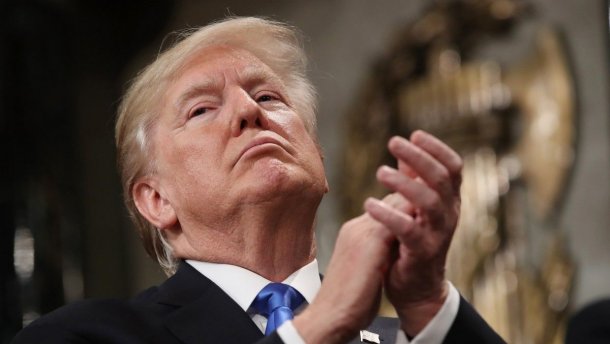 Расист, мошенник, лжец: экс-адвокат Трампа дал показания – главные новости США за неделю
