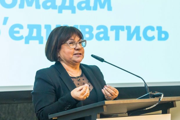 Регіони просять вогню: чи готові обєднуватися міста і села України?