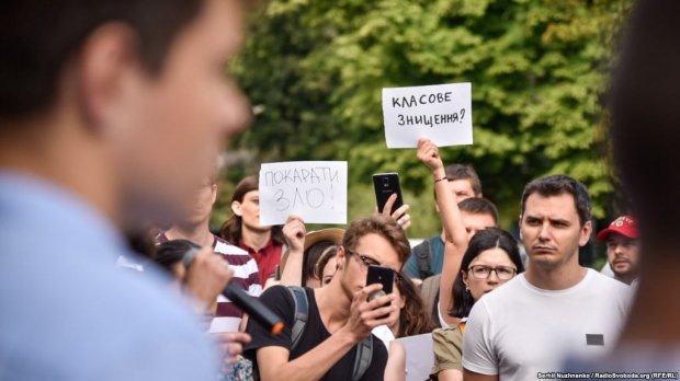 Реванш в Одесі: влада намагається знищити тих, хто заважає красти