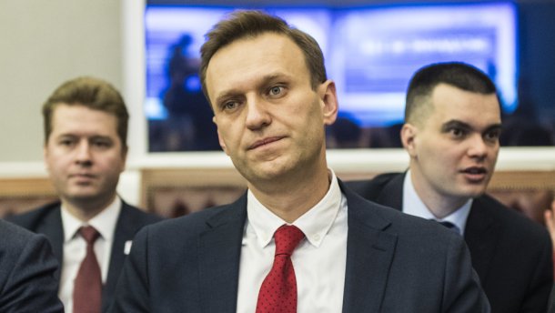 Російські лікарі запевняють, що Навального не труїли
