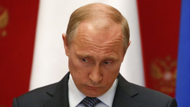 Роздача паспортів та псевдоперемиря: яку багатоходівку запланував Путін проти України