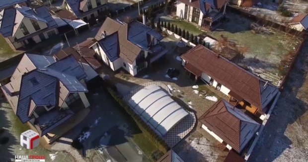 Розстріл хмельницького Майдану: замість понести відповідальність, полковник СБУ купив Porsche