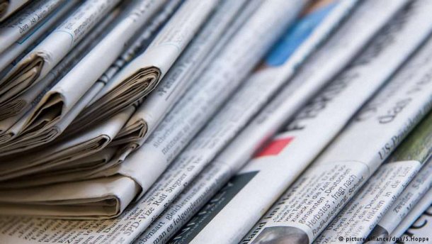 Самотність в мережі та поза нею: хто обрубує крила державним ЗМІ