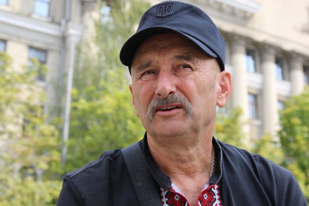 Син скоріше зломиться, але не зігнеться, – батько військовополоненого