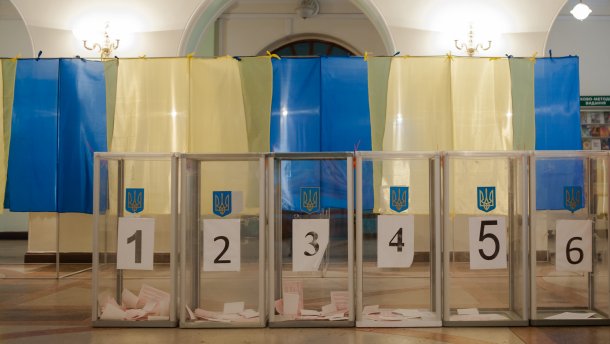 Скільки бюлетенів нищать і скільки не використовують українці: цікава інфографіка