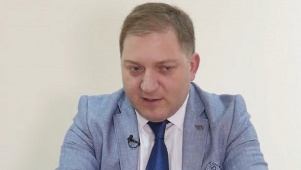 Скандали нової Ради: депутату від Опоплатформи відімкнули мікрофон через російську мову