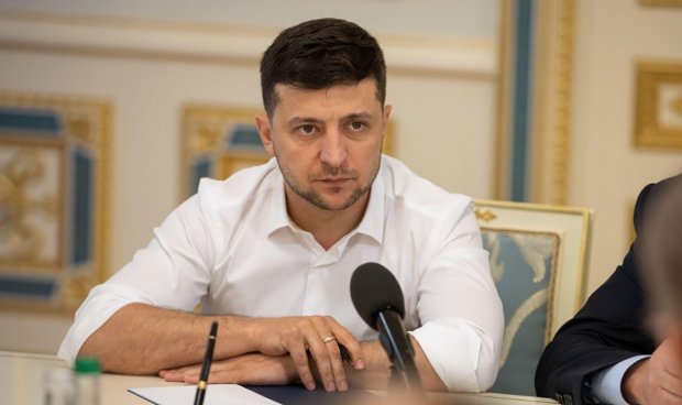 Сражение за президента, или Как меньшинство будет навязывать Зеленскому свой сценарий