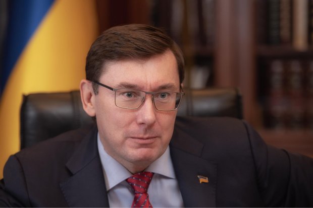 Істерика генпрокурора Луценка, або Який реальний список передала Україні Йованович