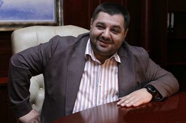 Судді, які ухвалили рішення по Приватбанку, працюють на оточення Порошенка