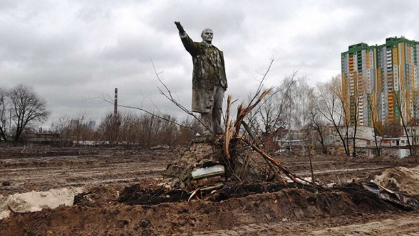 У Києві знайдено прихований памятник Леніну: опубліковані фото